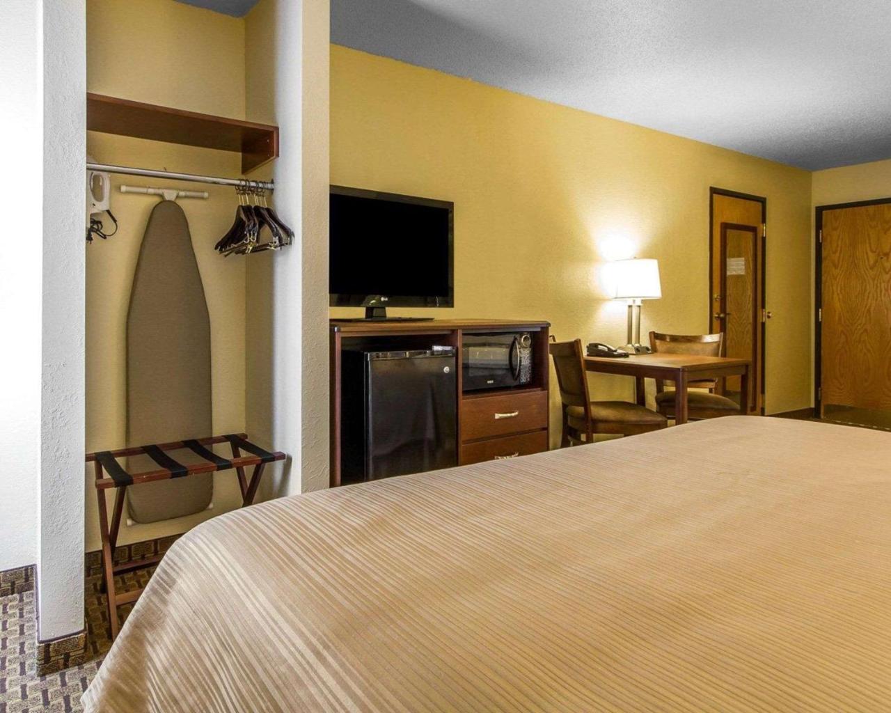 Quality Inn La Crosse Bagian luar foto