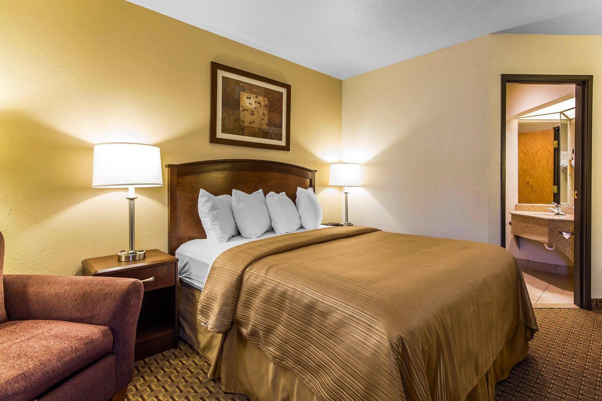 Quality Inn La Crosse Bagian luar foto